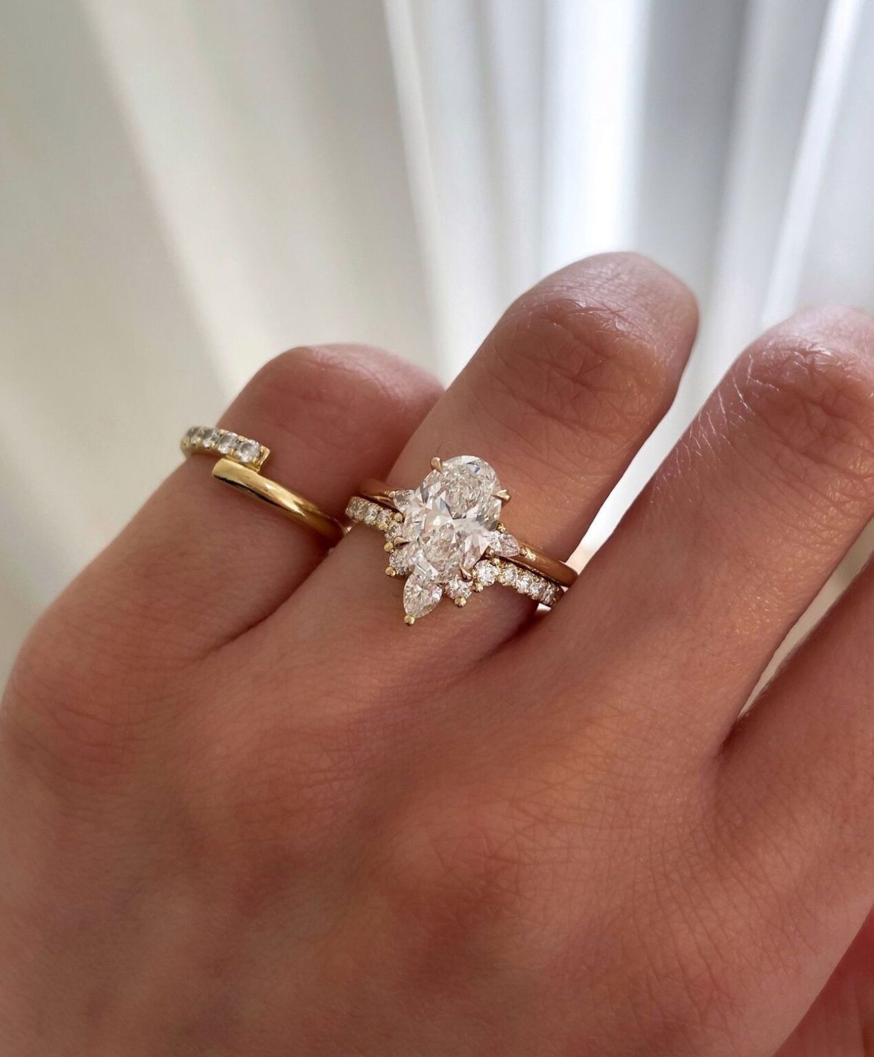 Diamond Rings: Key Styles, Settings, and Design Details